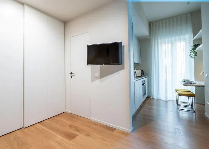 Moscova Design * מילאנו