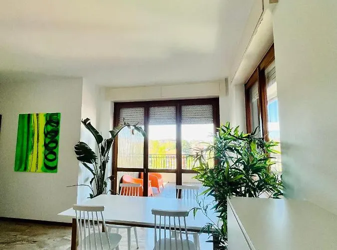 Green Guest House Penzion Milán