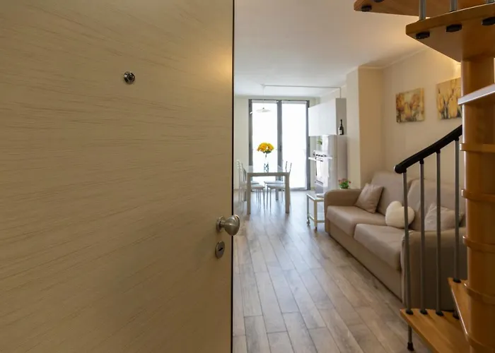 Salomone - Mecenate District * Milano