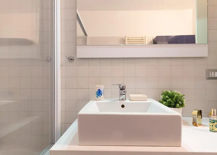 Salomone - Mecenate District