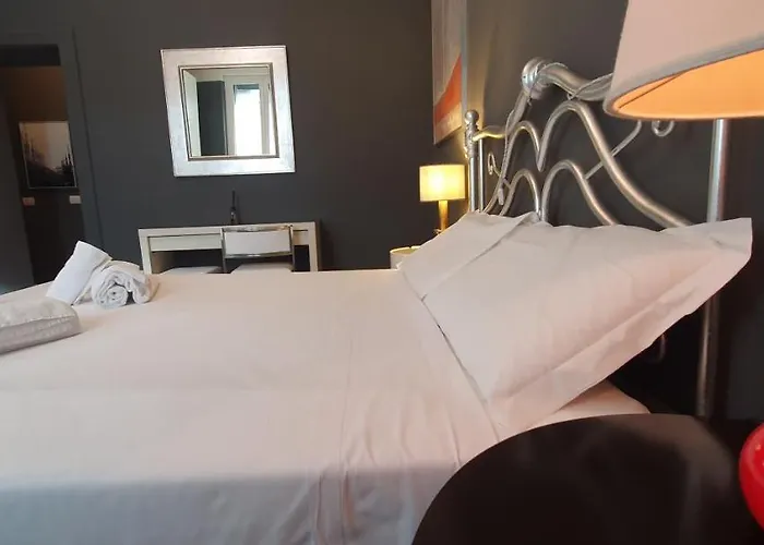 Bnbutler - Aselli, 14 - Comodo E Luminoso Apartment *