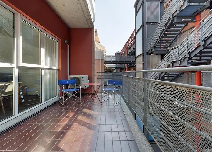 Guesthost - Industrial Design Near M4 Tolstoj Daire Milano