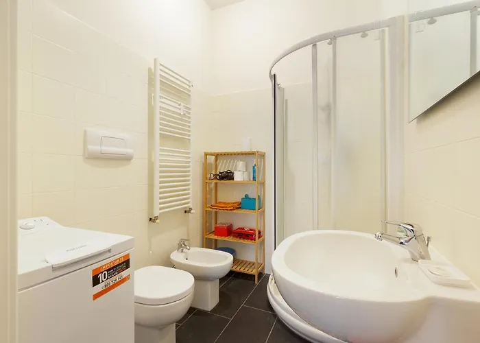 Guesthost - Industrial Design Near M4 Tolstoj * Milano