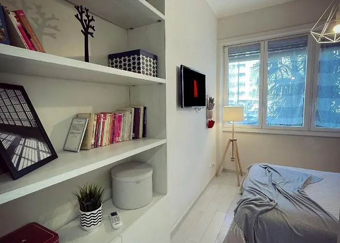 Apartment 50 Papiniano *