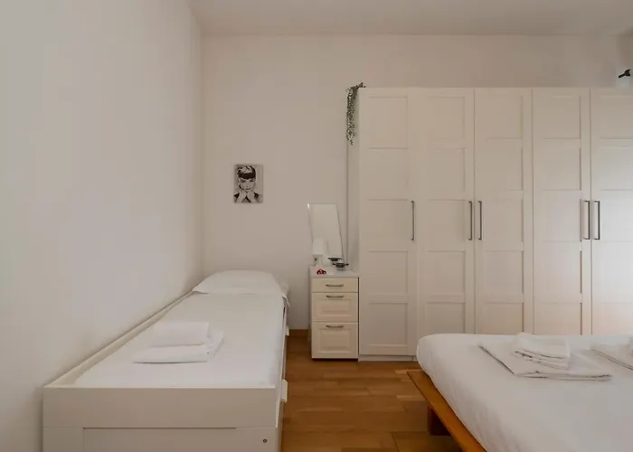 Appartamento Luxury Flat Between Navigli And Duomo - Sambuco *