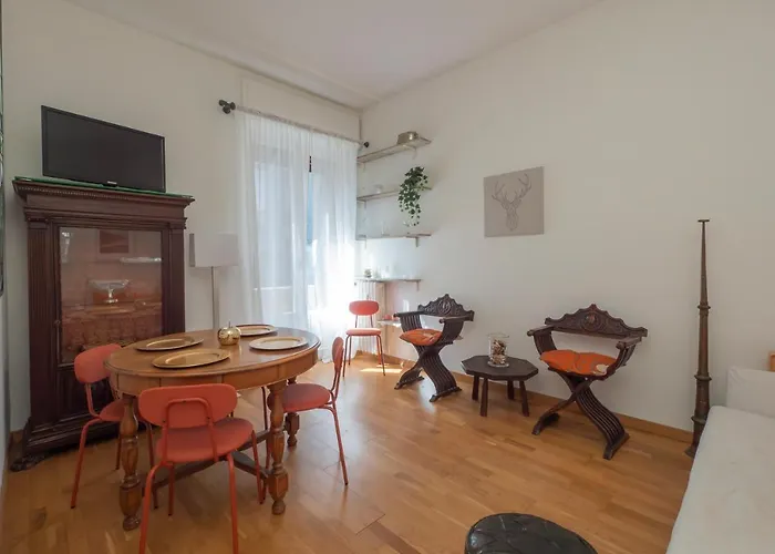 Luxury Flat Between Navigli And Duomo - Sambuco Appartamento