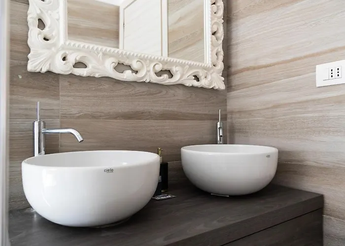 Youhosty - Napoli 35 米兰