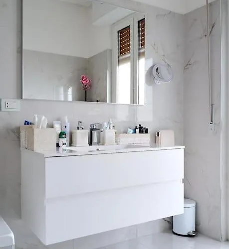 Appartement Lux 180sqm Flat - Entire Last Floor Milan