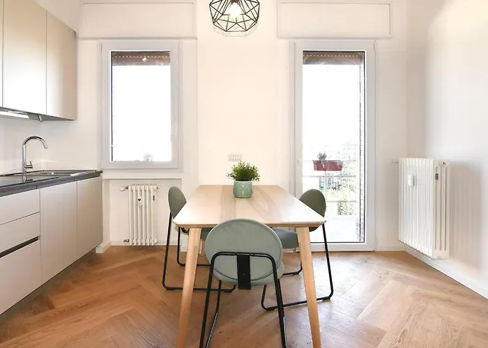 Appartamento Luminoso Bilocale Con Terrazzino