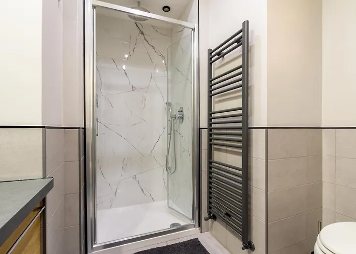 Grazioso Metro Vicinissima Facile Per Arrivare A Duomo Apartment