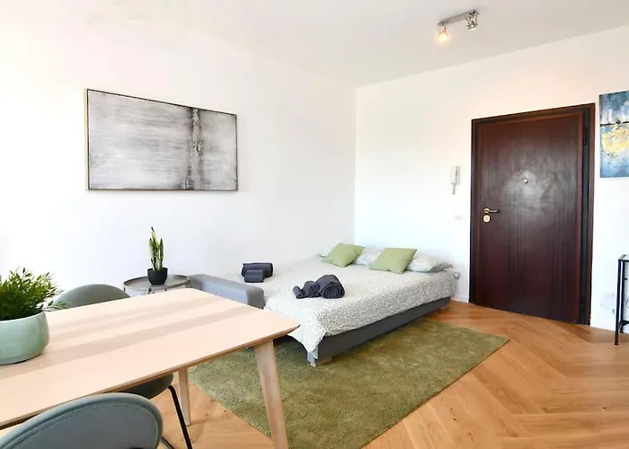 Apartmán Luminoso Bilocale Con Terrazzino Milán