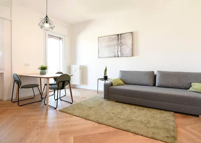 Luminoso Bilocale Con Terrazzino Apartmán *