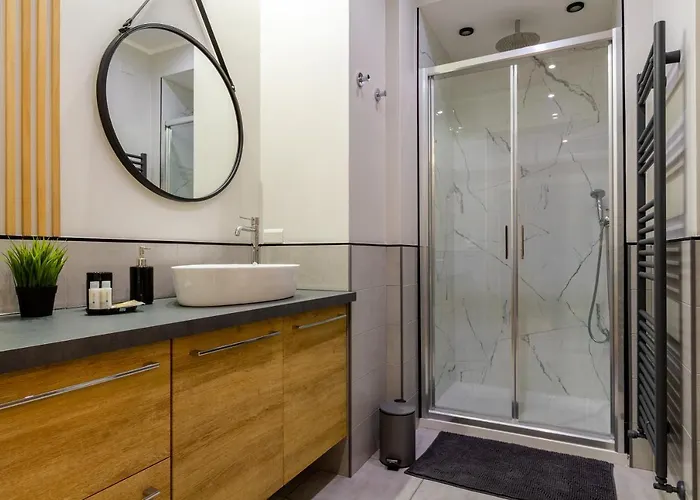 Grazioso Metro Vicinissima Facile Per Arrivare A Duomo Milan