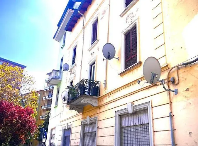 Luxury Carrara * Milan