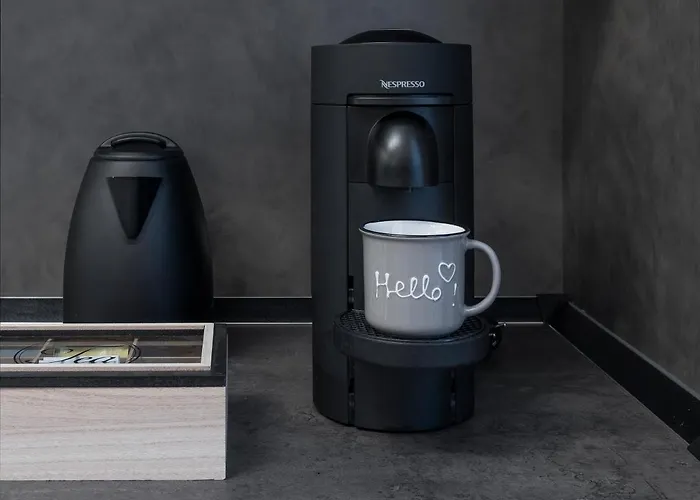 Super Modern And Design Apartment, A Due Passi Dai Navigli 公寓