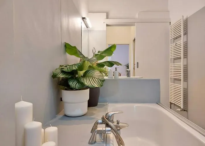 Bnbutler - Guercino, 8 - Renovated Design Lejlighed *