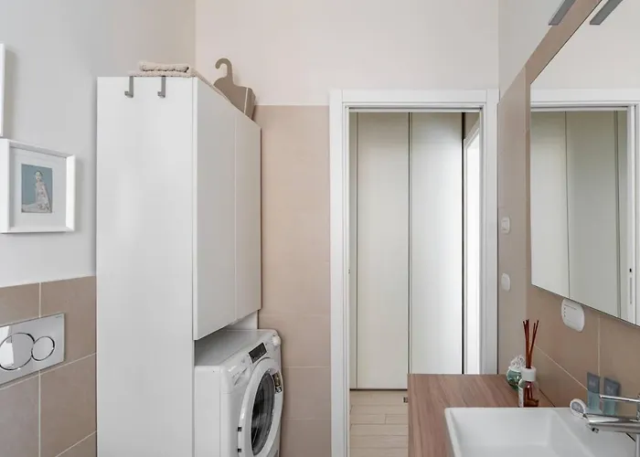 Easylife - - Moscati 9a - Sarpi * Milán