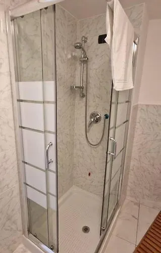 بيت ضيافة Jolly ميلان