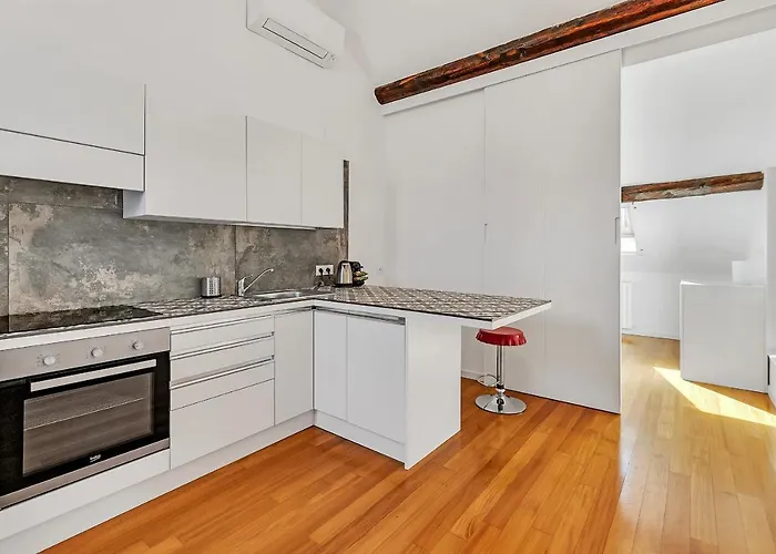 Cosmopolitan Loft Nel Centro Di Milano, Via Sottocorno