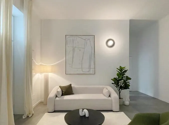 Casa Unica - Spacious & Contemporary - Bullona I *