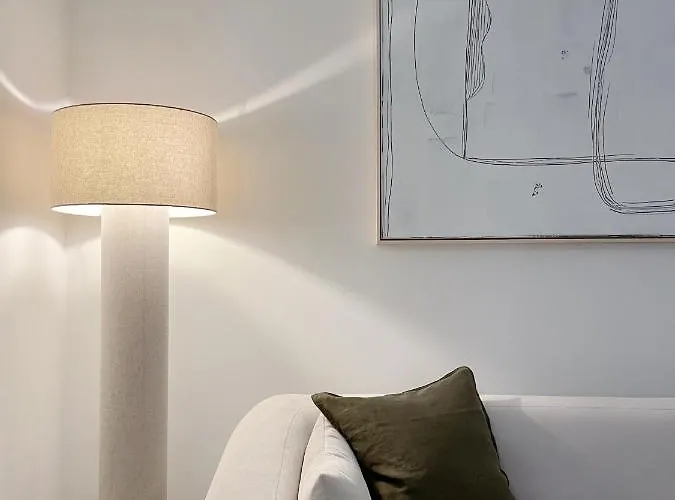 דירה Casa Unica - Spacious & Contemporary - Bullona I *