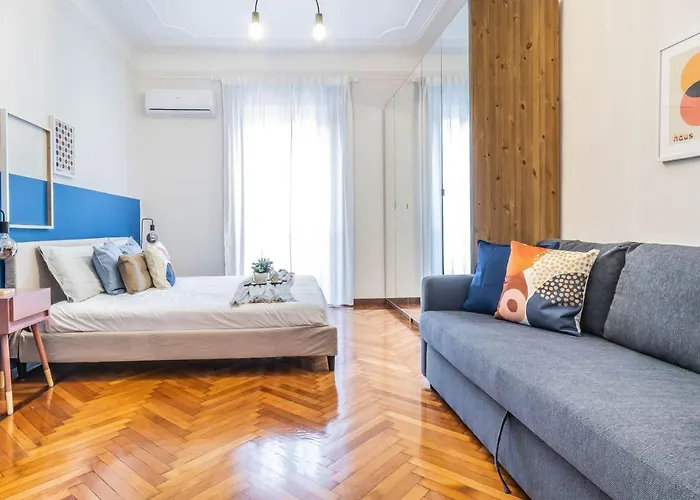 Center Elegant Flat 4-pax - Metro M1 - Fast Wifi - Ac & Balcony *