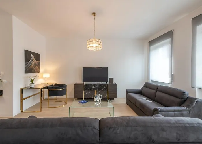 Bnbutler - Via Foppa 7 - 130 Mq In Posizione Strategica Lejlighed *