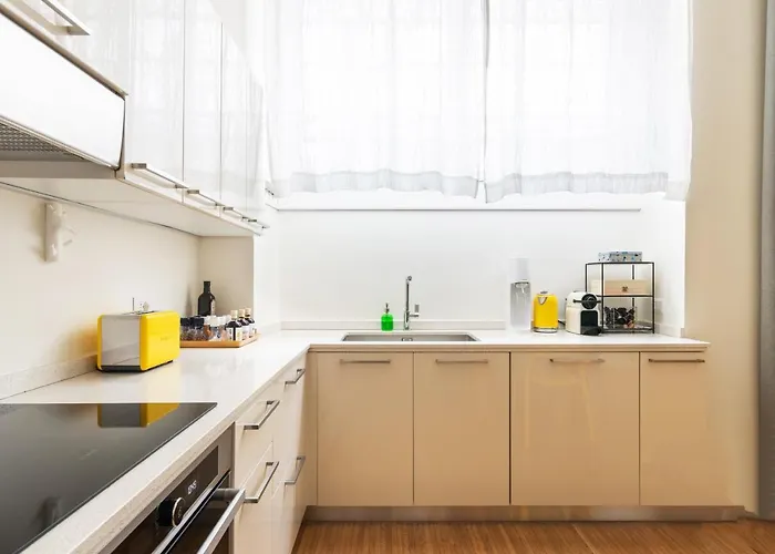 La Casa Colorata - Flats In - Bocconi Milaan