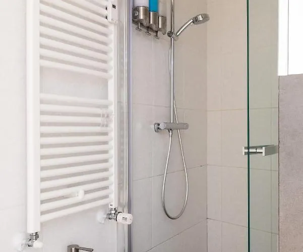 La Casa Colorata - Flats In - Bocconi Appartement *