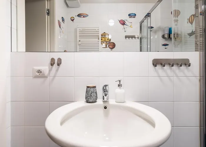 La Casa Colorata - Flats In - Bocconi