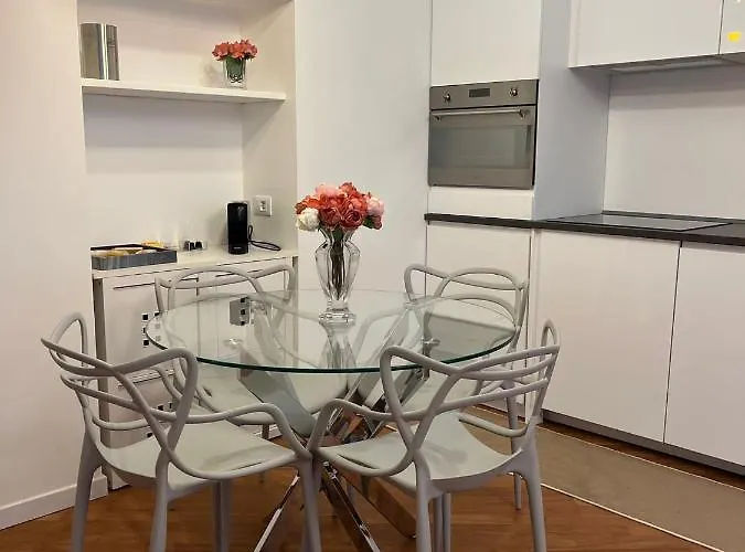 아파트 Casa Vercelli Delizioso Bilocale Moderno Nella Vecchia *