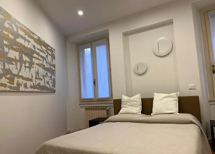 Casa Vercelli Delizioso Bilocale Moderno Nella Vecchia 아파트 *