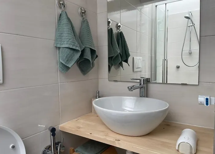 Mansarda Di Nolo-mm Pasteur-red Line