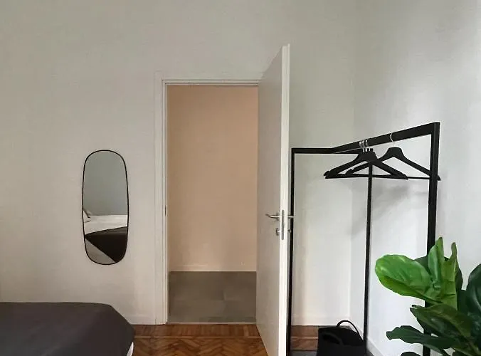 Casa Unica - Spacious & Contemporary - Bullona I Apartment