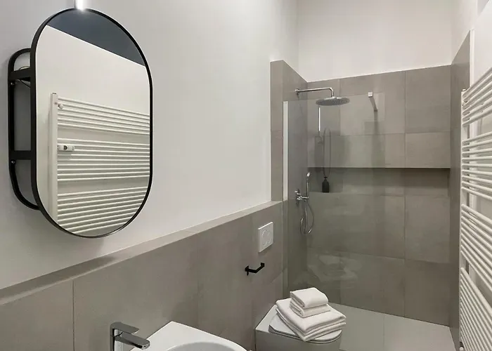 Casa Unica - Spacious & Contemporary - Bullona I Apartment