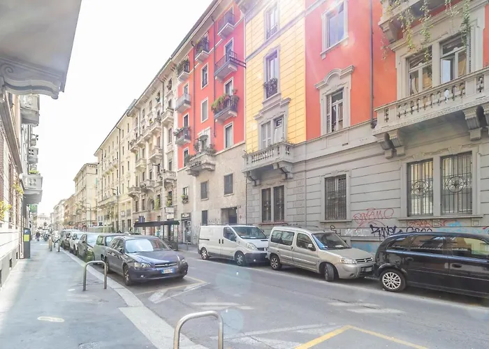 Center Elegant Flat 4-pax - Metro M1 - Fast Wifi - Ac & Balcony Apartmán