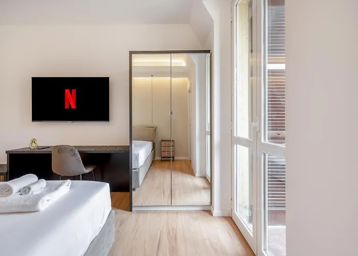 アパート Bilocale Moderno - Center ミラノ