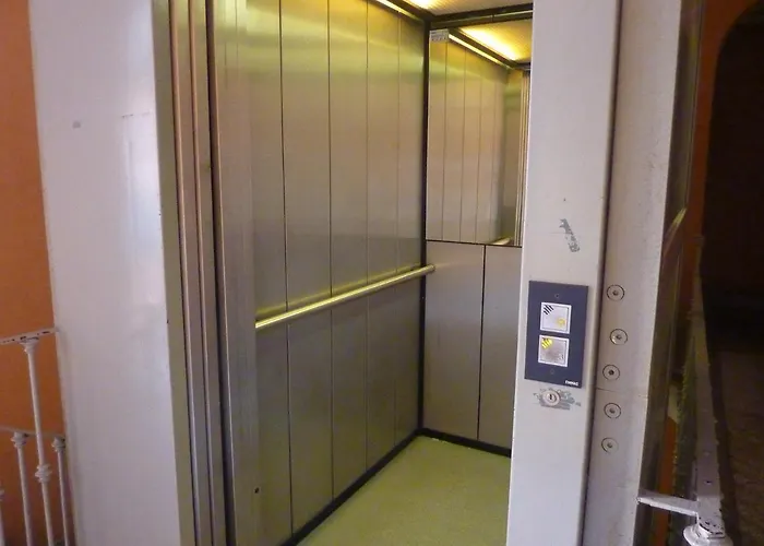 Porta Venezia Lambro 15 * Milano