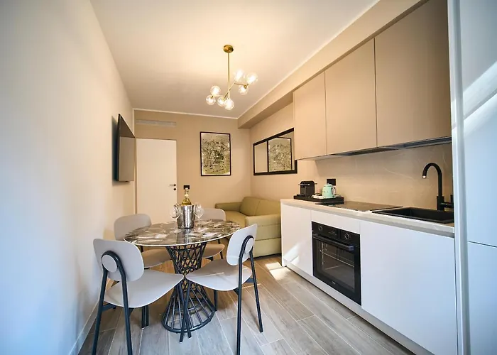 Luxury & Central