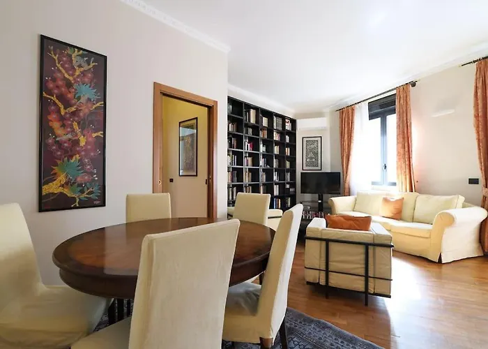 Apartment Large And Elegant In Missori Duomo Mailand