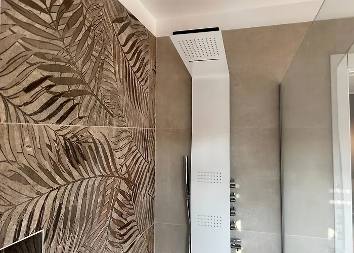 R39 Attic With Terrace And Private Parking