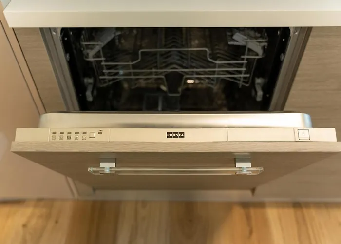 Lägenhet 15min Metro Duomo - Rho Fiera - Skyscraper Kitchen Milano