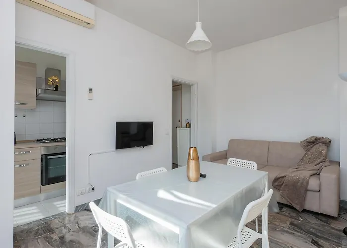 I Host - Puglie 17 * Milano