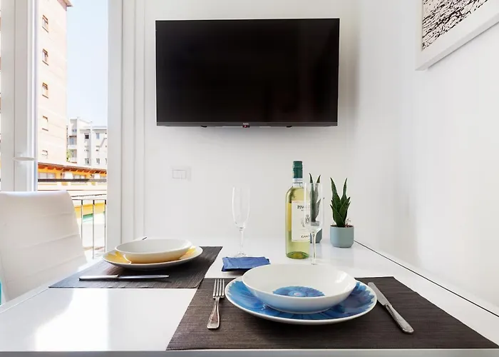 Апартаменты Elegant Flat In Milan, Wi-fi E Netflix! *