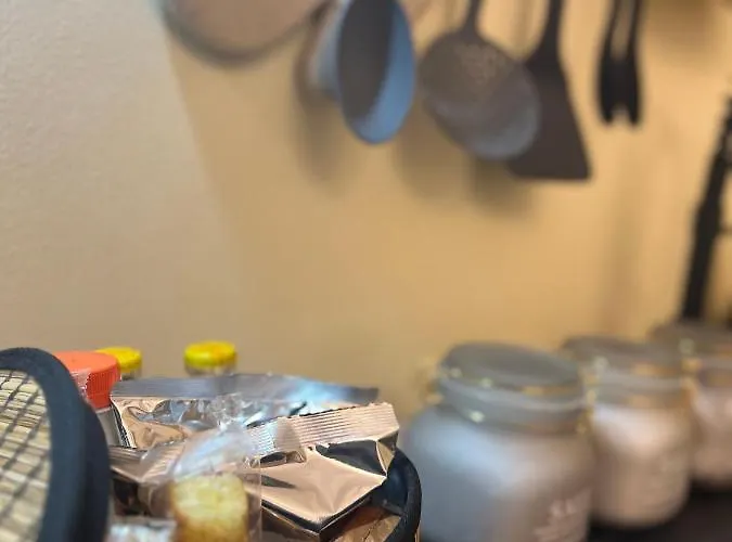 아파트 Regina Ai Navigli - Sky Tv, Wifi And Breakfast Box 밀라노