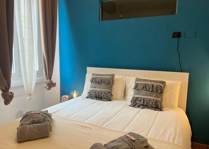 아파트 Regina Ai Navigli - Sky Tv, Wifi And Breakfast Box