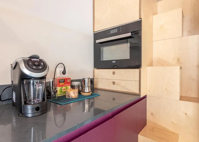 Xenia - Accogliente Pied-a-terre Sui Navigli * 밀라노