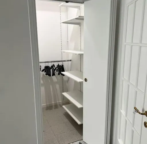 Paris Bordone House *