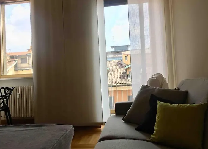 Elegant San Babila ,5 Minutes From Duomo 公寓 米兰