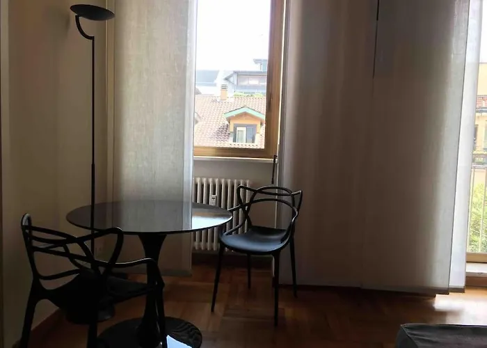 Elegant San Babila ,5 Minutes From Duomo 公寓